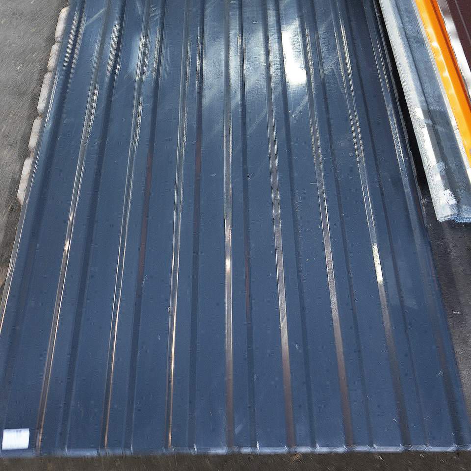 Antracit trapézlemez részlet