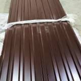 Csokoládébarna trapézlemez kész lemezek csomagolva