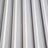 Fehér trapézlemez profil közelről