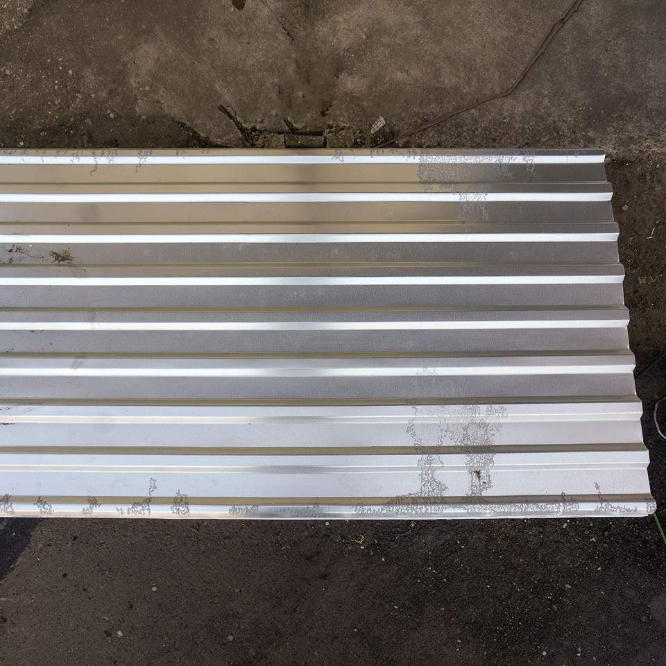 Másodosztályú trapézlemez részlet