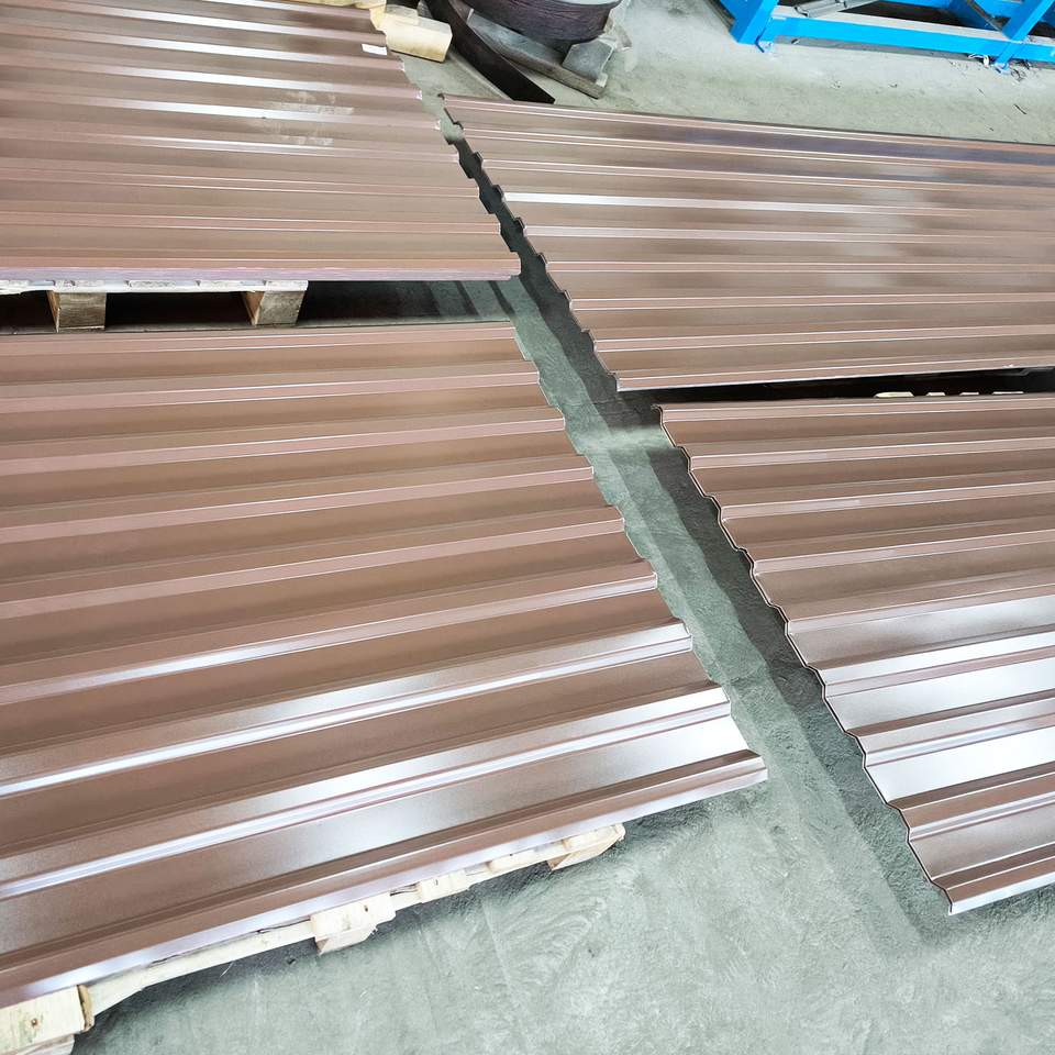 Világosbarna trapézlemez kész lemezek raktáron