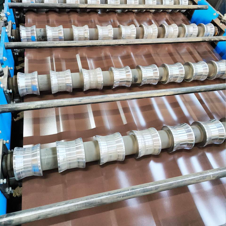 Világosbarna trapézlemez profil közelről