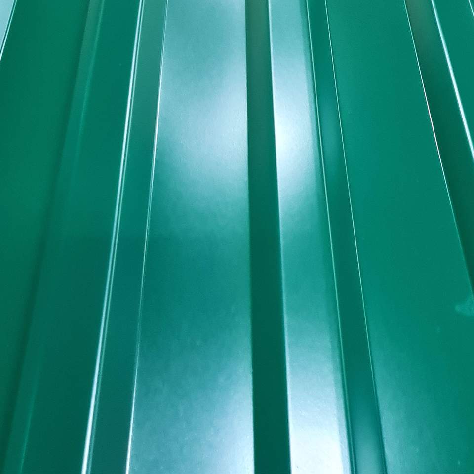 Zöld trapézlemez profil közelről